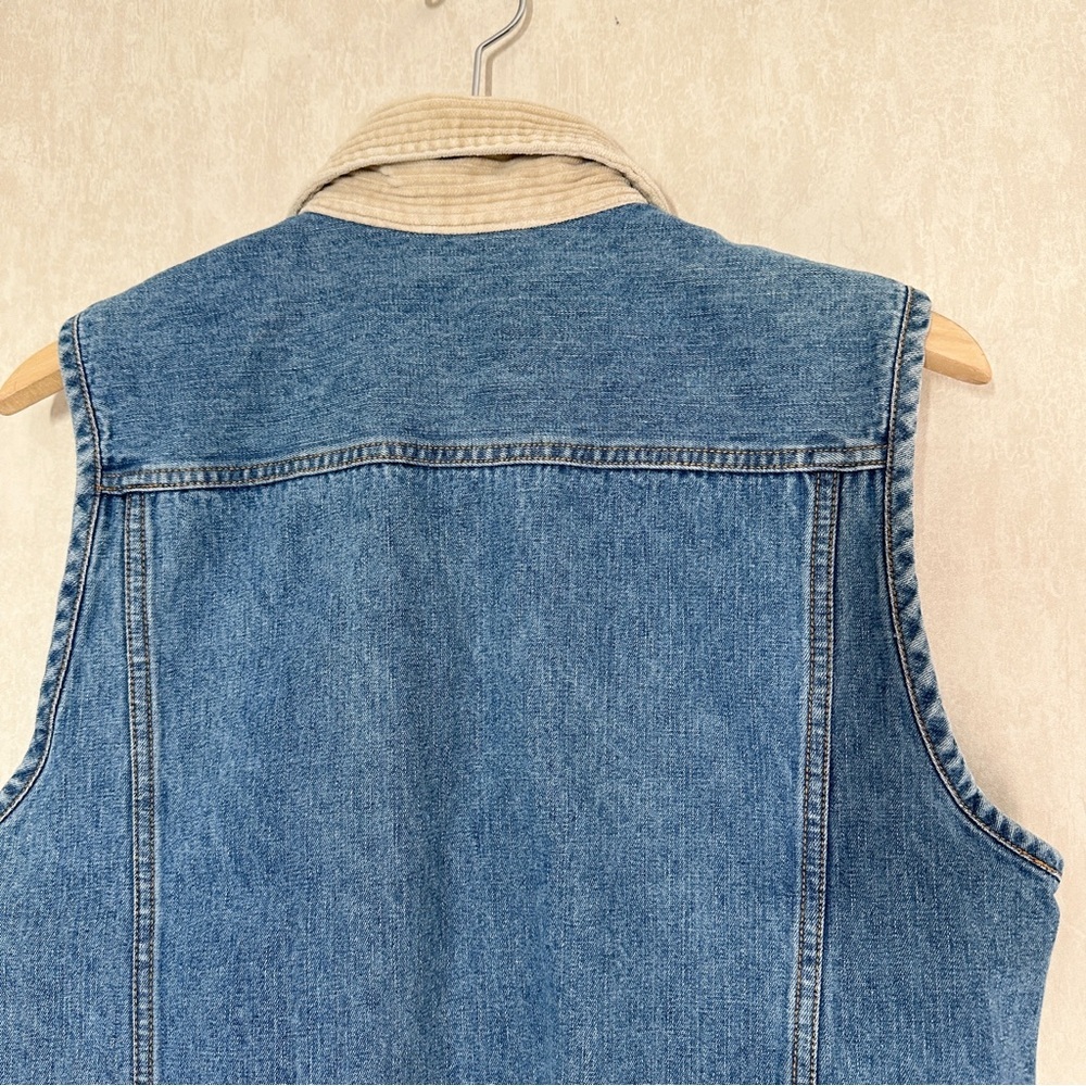 St. John’s Bay Women’s Vintage Denim Vest Corduroy Collar Full Zip Barncore L - Picture 6 of 12